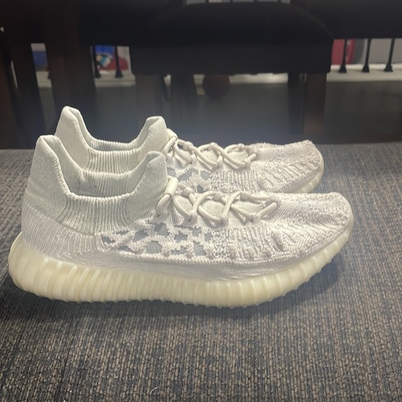 YZY 350 V2 CMPCT ADULTS size 11 USA NO BOX - Picture 3 of 5